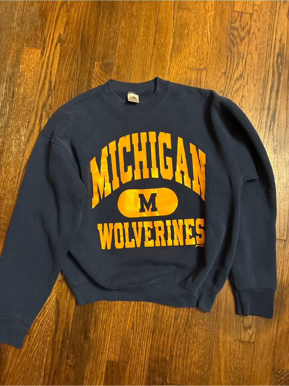Vintage Michigan wolverines Hanes sweatshirt size medium
